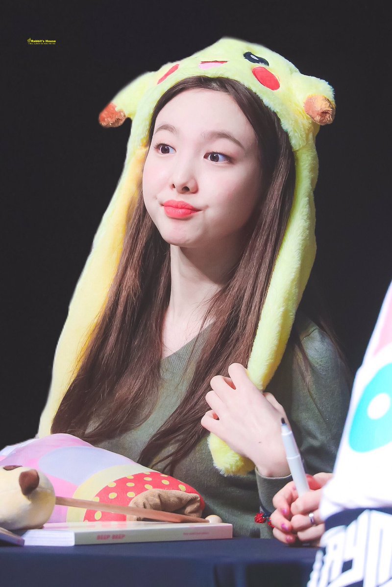트와이스의 맏내 임나연.jpgif | 인스티즈