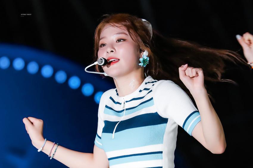 묶은 머리가 잘어울리는 슬기.jpgif | 인스티즈