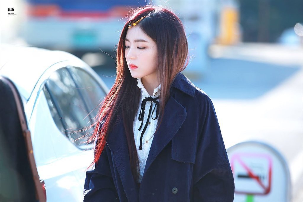 특유의 분위기를 갖고 있는 아이린.jpgif | 인스티즈