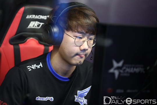 [LOL] 2018 롤챔스 스프링에서 미친 폼 올라가는 팀ㄷㄷㄷ | 인스티즈