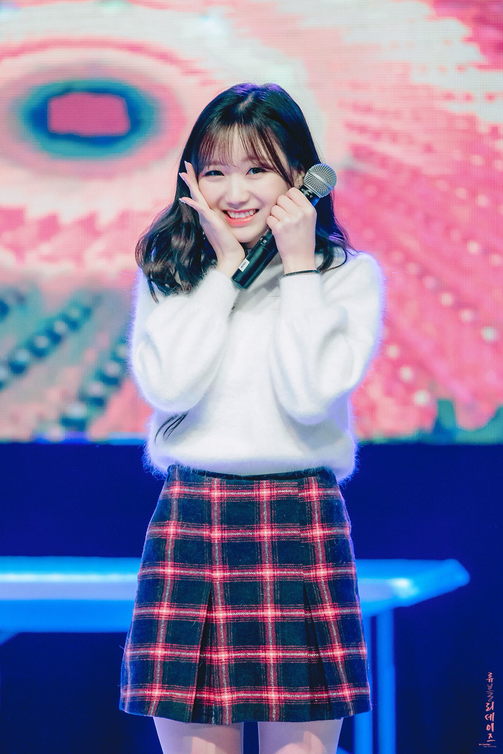 [러블리즈] 일어나서 해톡을 가보니 레알 팬분들이 초상집 분위기라서 수정이 | 인스티즈