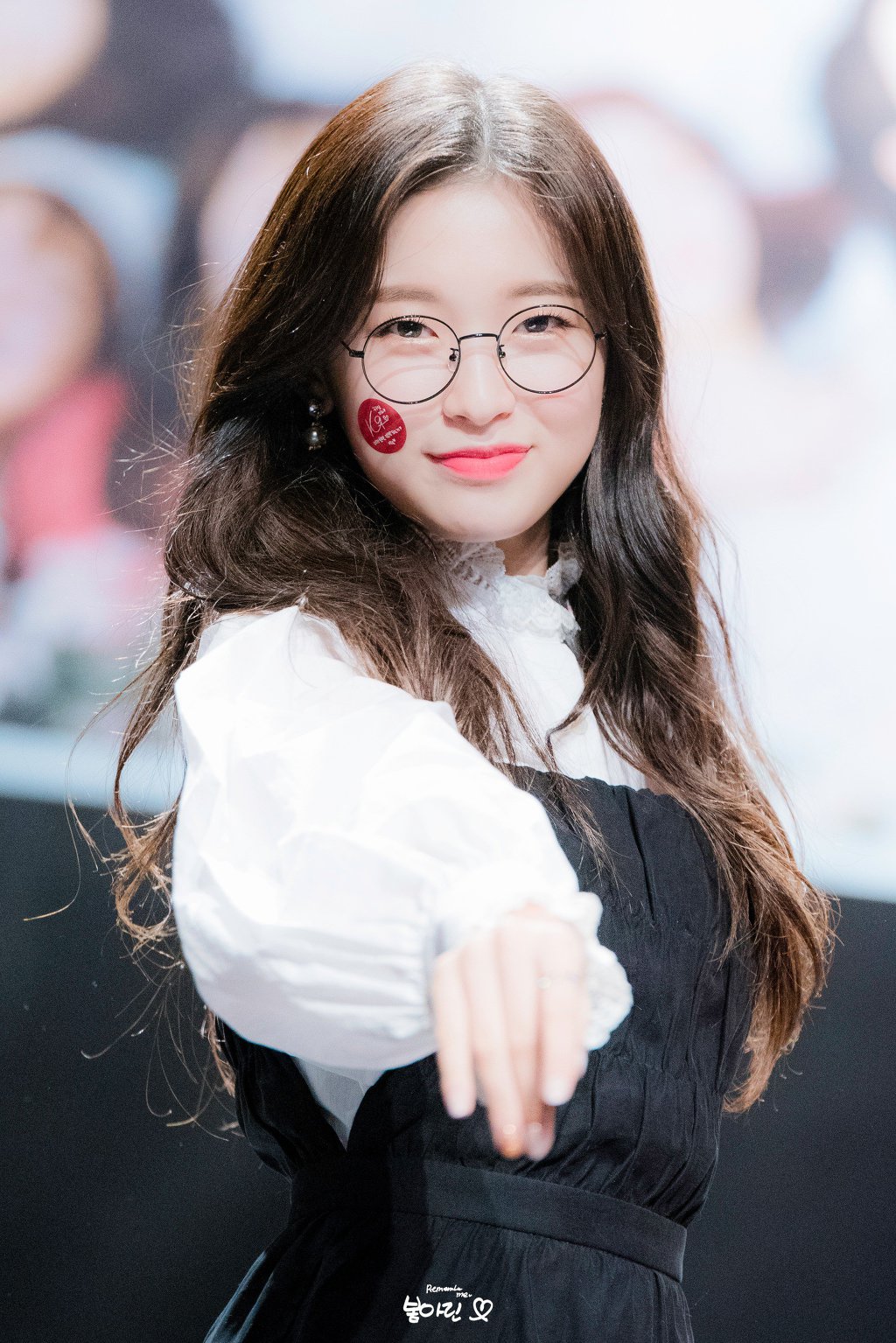 최근 오마이걸 팬사인회 비니&amp;아린 | 인스티즈