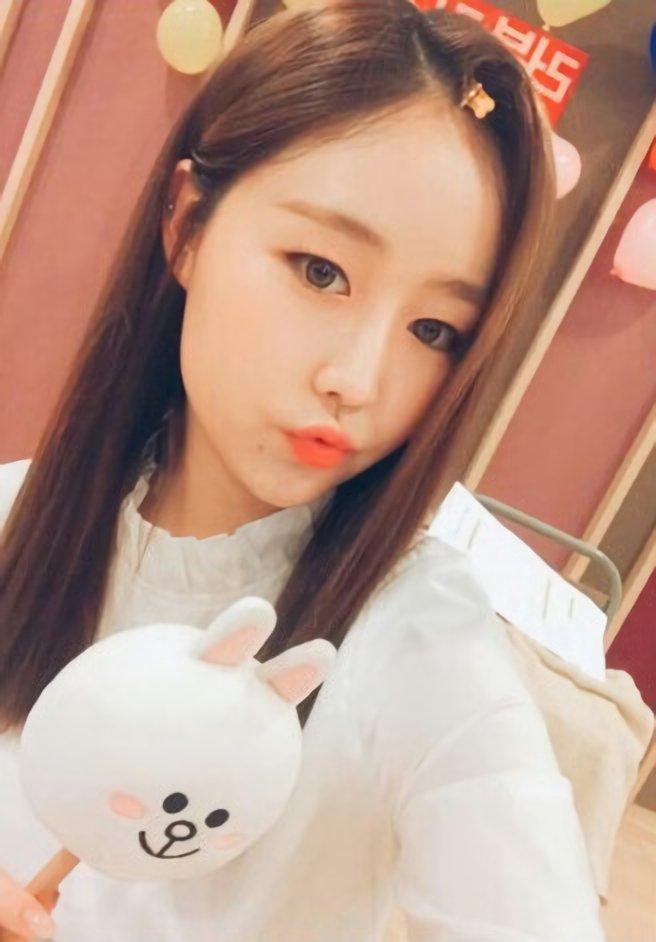 [러블리즈] 저녁 얻어먹는데 메뉴선정 머하지 싶어서 아무나 | 인스티즈