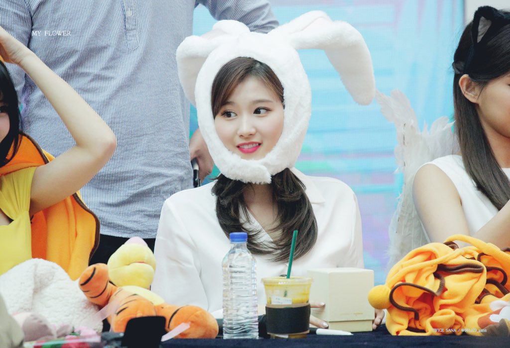 오늘이 생일인 트와이스 사나.jpgif (335장) | 인스티즈