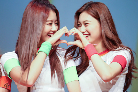 그룹 내 최장신 두 멤버 jpgif (아이오아이) | 인스티즈