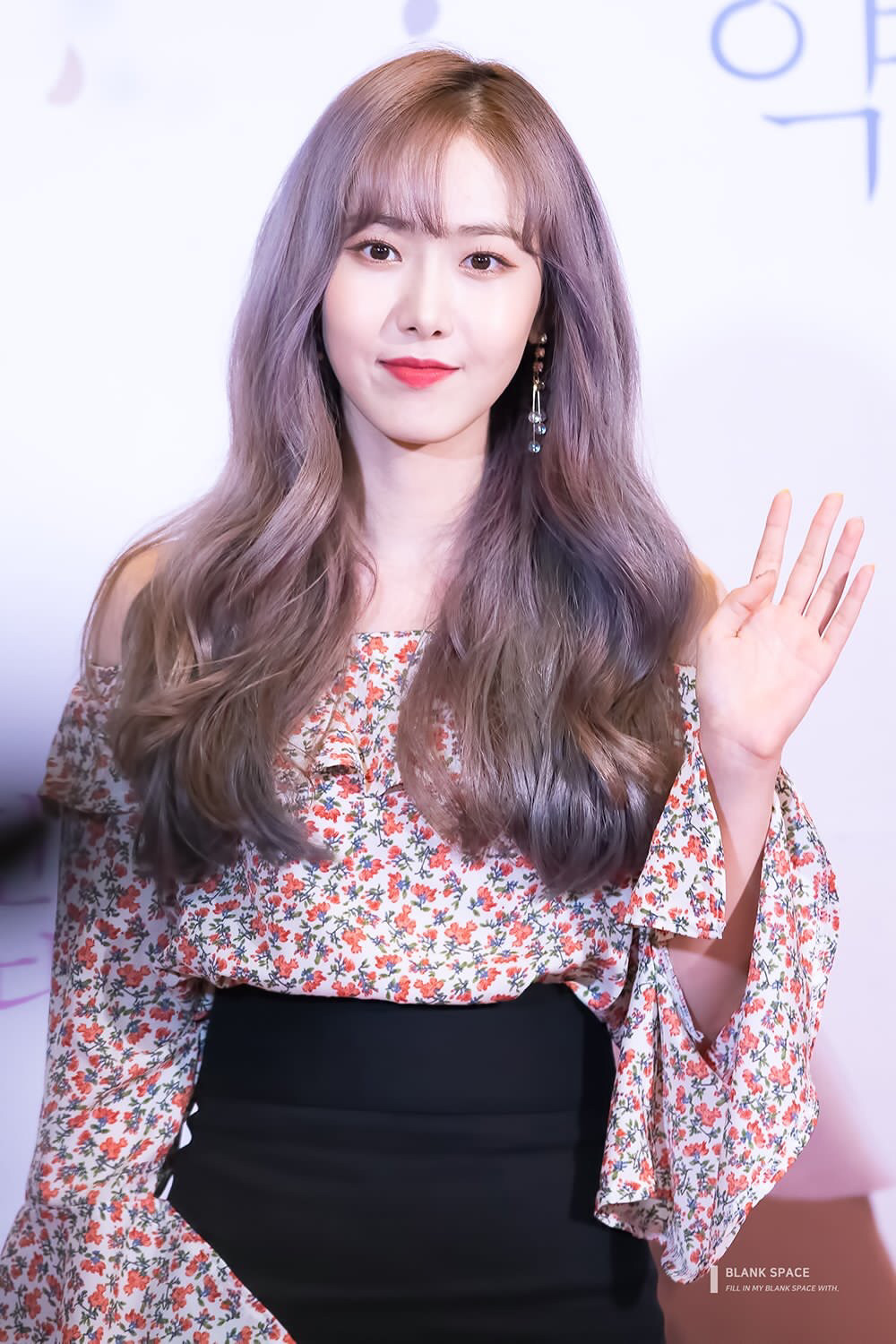 [여자친구] 통장이 텅장이 되어가고 있어서 신비 | 인스티즈