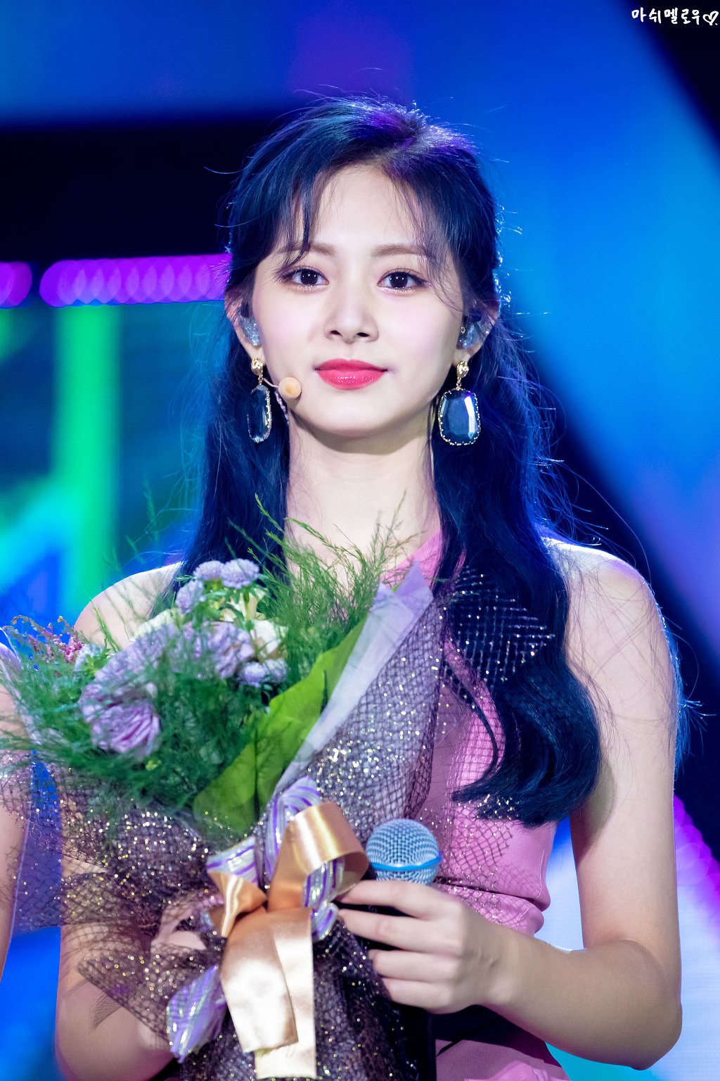 머리묶은 쯔위.jpgif | 인스티즈