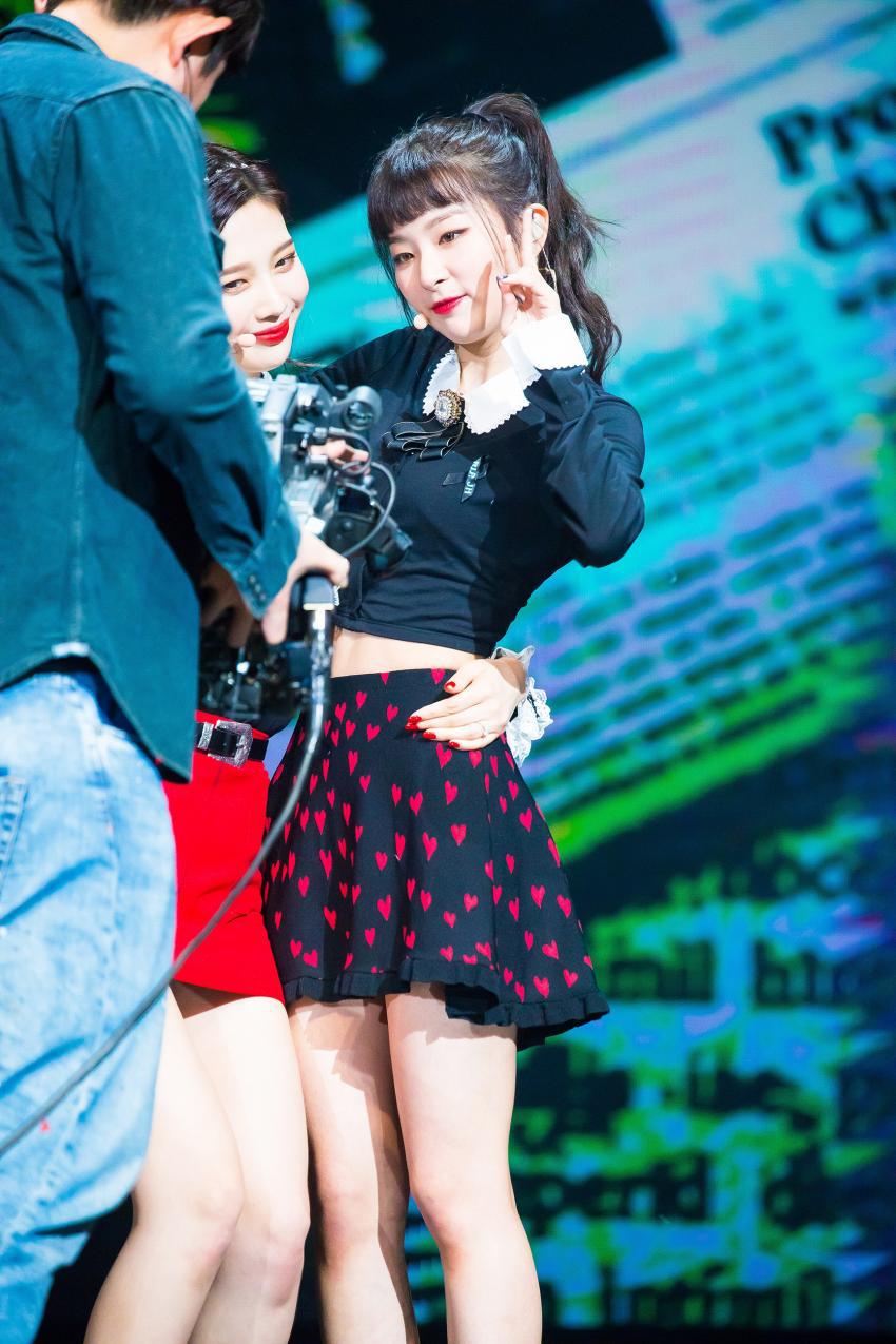 연말시상식 레드벨벳 슬기.jpg | 인스티즈