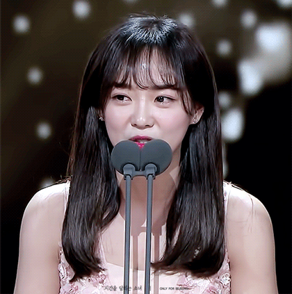 kbs 연기대상 김세정.gif | 인스티즈