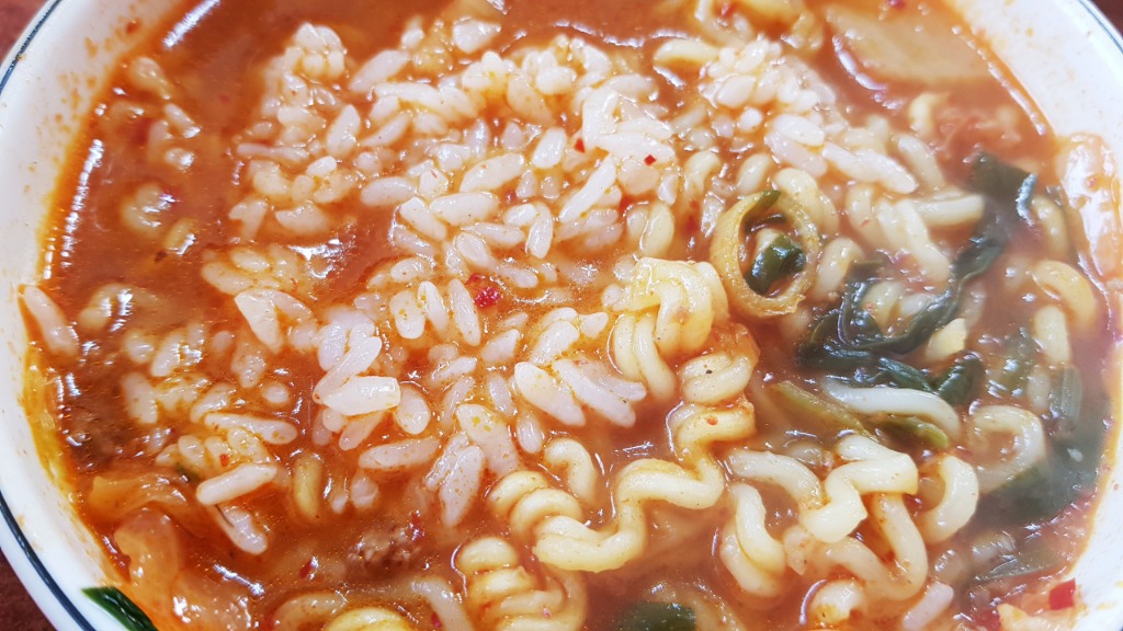 주관적으로 김치찌개보다 맛있는 찌개 | 인스티즈
