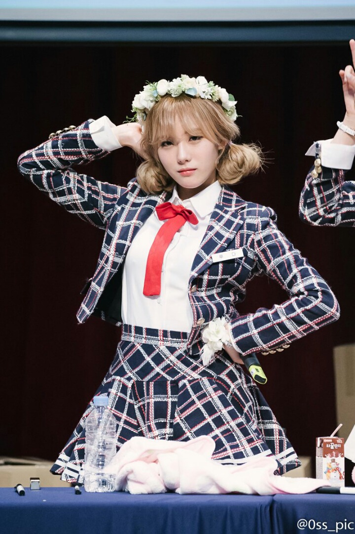 섹시포즈 뺏긴거에 대한 우주소녀 루다의 생각 | 인스티즈