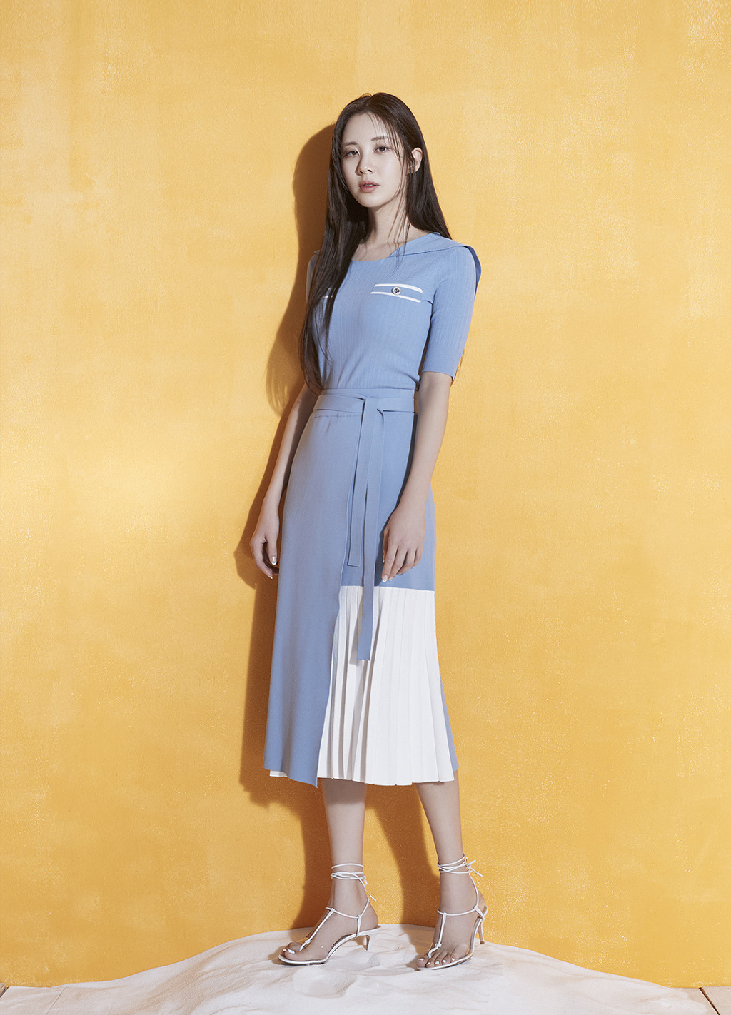 99E97F4C5EA2FEBB134B7E