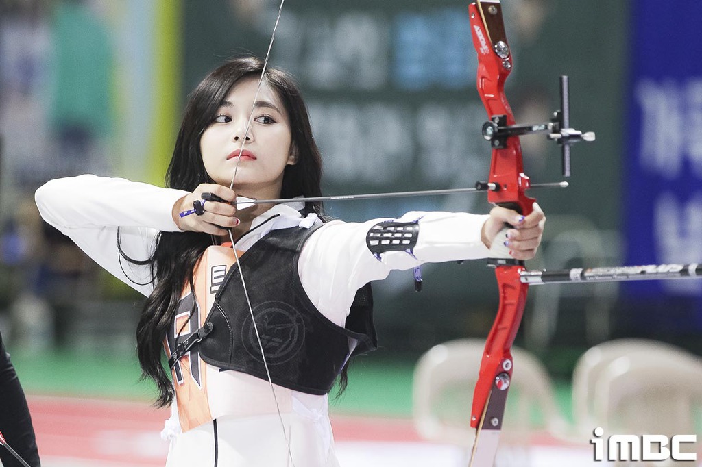 활만 잡으면 레전드 찍어버리는 쯔위.jpgif | 인스티즈