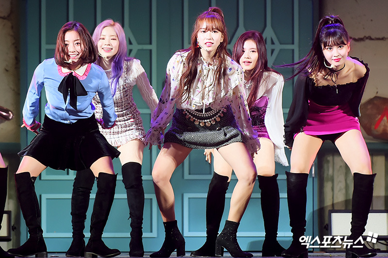 181105 트와이스 Yes or Yes 미디어 쇼케이스 | 인스티즈
